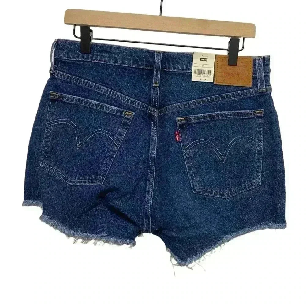 Levi’s 501 Distressed Shorts - Picture 6 of 7